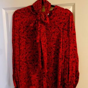 Alice and Olivia Tammy pussy bow floral print crepe blouse